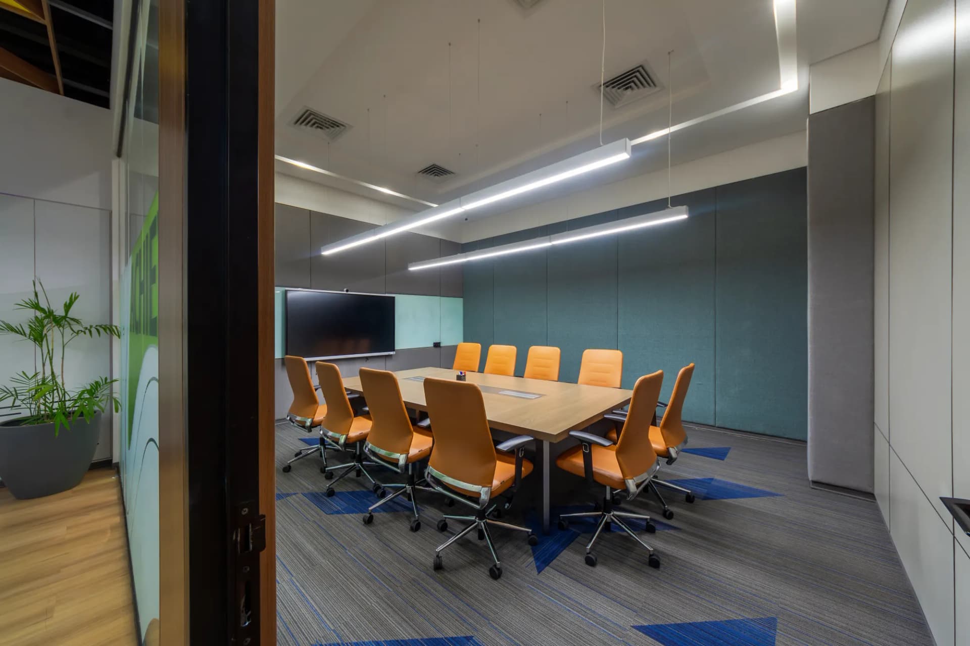 5 Things You Must Consider When Booking an Event Space